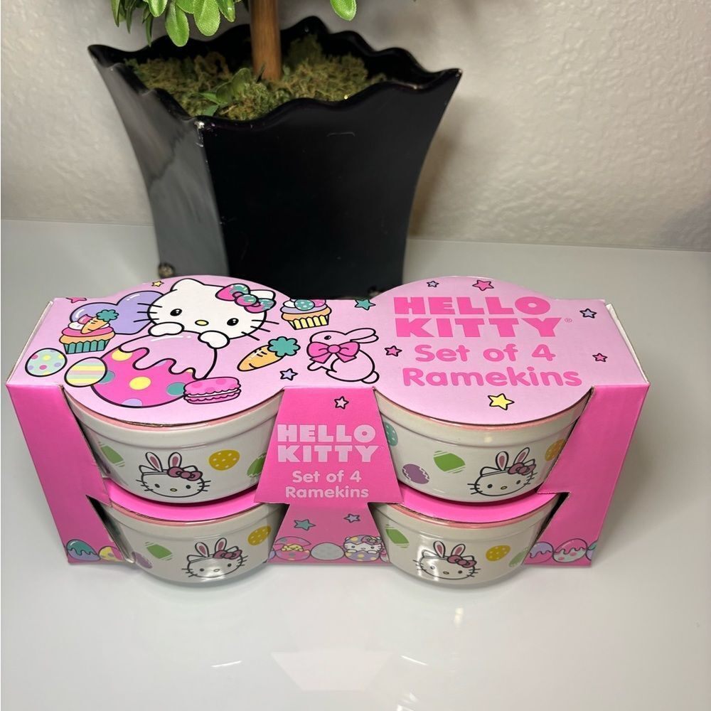Hello Kitty Easter Ramekin Set - Picture 3 of 3